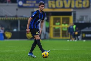 队报:加拉塔萨雷有意帕瓦尔,国米可能愿1500万到2500万欧放人