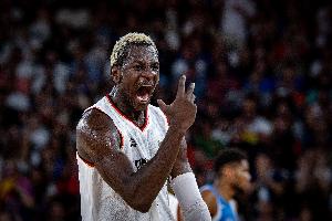 9体育-攻防俱佳！邦加10中5拿到15分7板1助4断 正负值+21