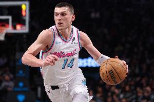 9体育-希罗17中13爆砍36分 斯波：我今天没有为他单独画过一个战术