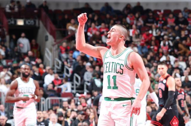 九游体育app-剑指最佳第六人！绿军26岁新星蹿升：为双探花减压